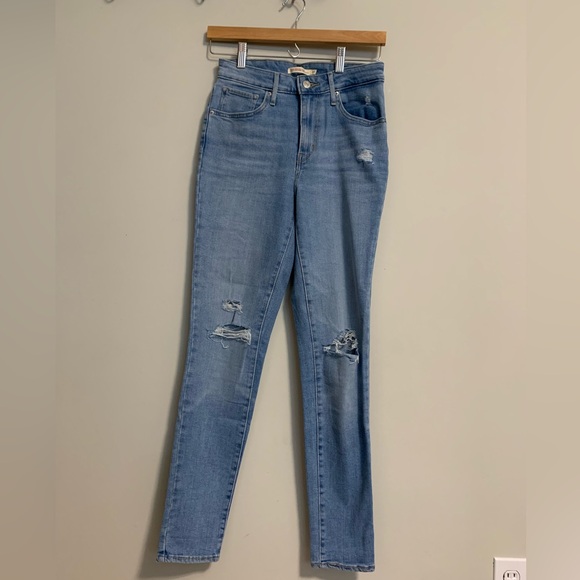 Levi’s 721 High Rise Skinny Jeans (Light Wash, Ripped/Distressed) Size 27 - Picture 1 of 3